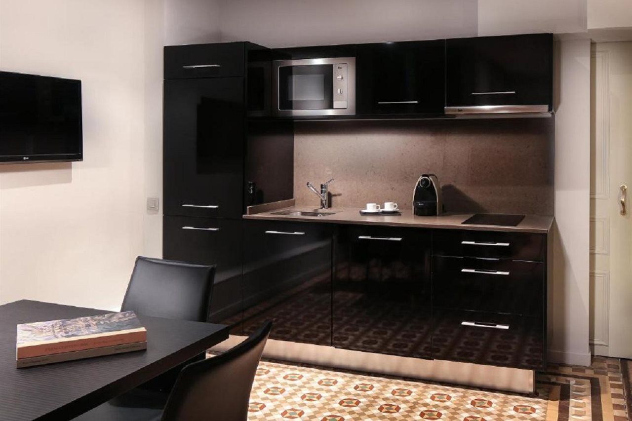 Hotel Balmes Barcellona Esterno foto